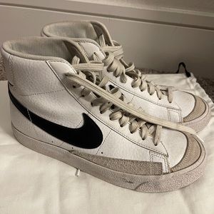 Nike Blazer women 77